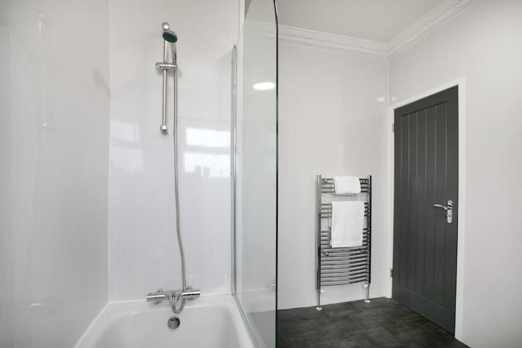 Cudworth House, Barnsley For Contractors & Families, Free Parking, High Speed Wifi Etc别墅 外观 照片